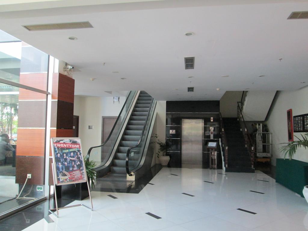 A' Bahtera Residence Klandasan Kecil Luaran gambar